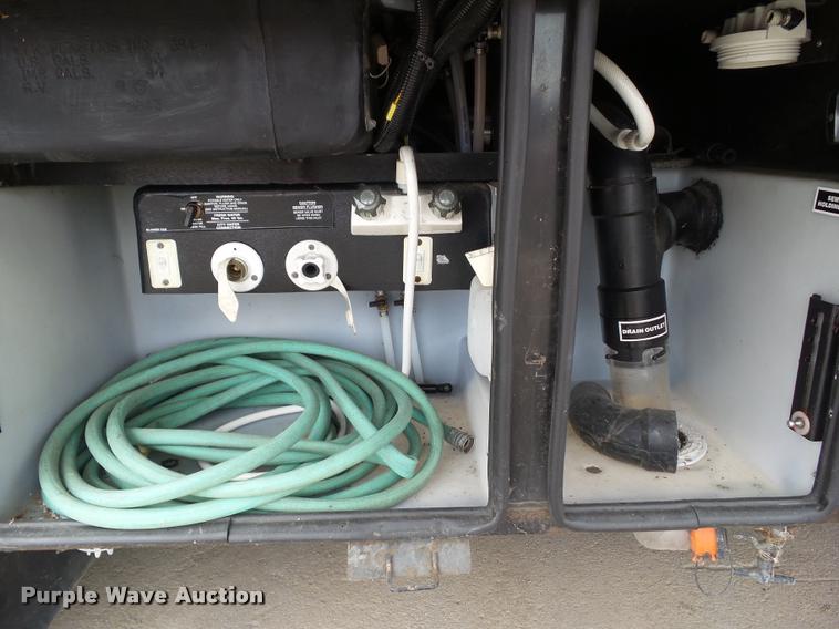 image for item L5597 2003 Newmar Kounty Star RV