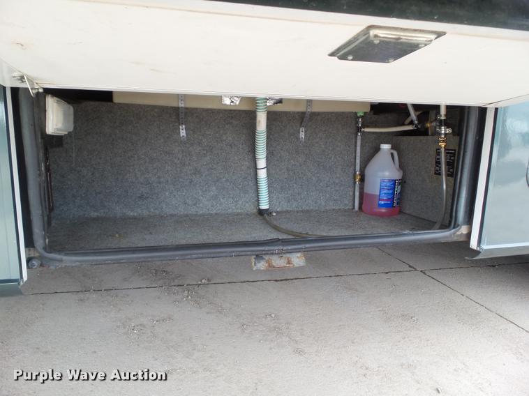 image for item L5597 2003 Newmar Kounty Star RV