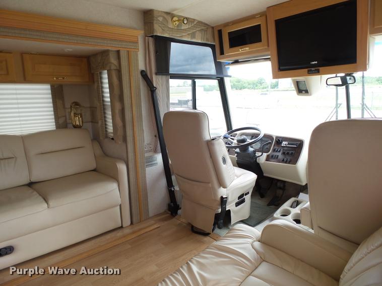 image for item L5597 2003 Newmar Kounty Star RV