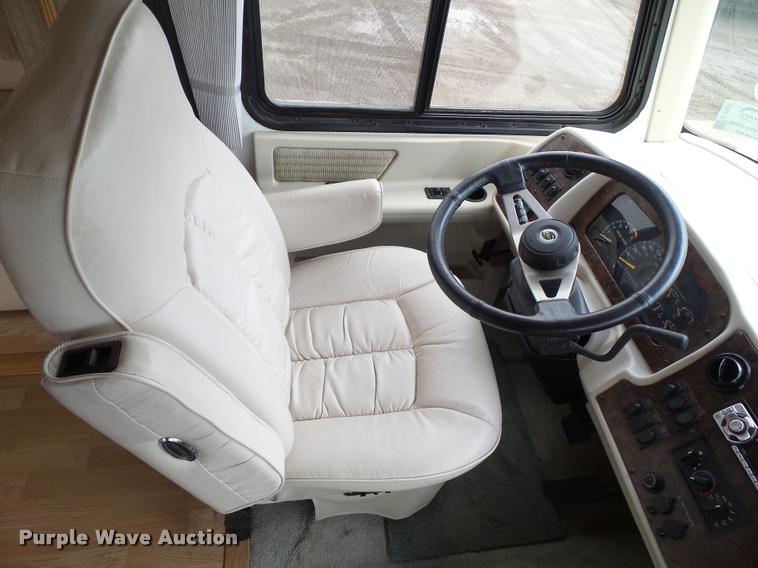 image for item L5597 2003 Newmar Kounty Star RV