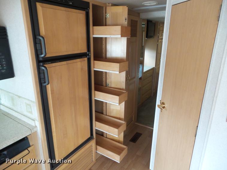 image for item L5597 2003 Newmar Kounty Star RV