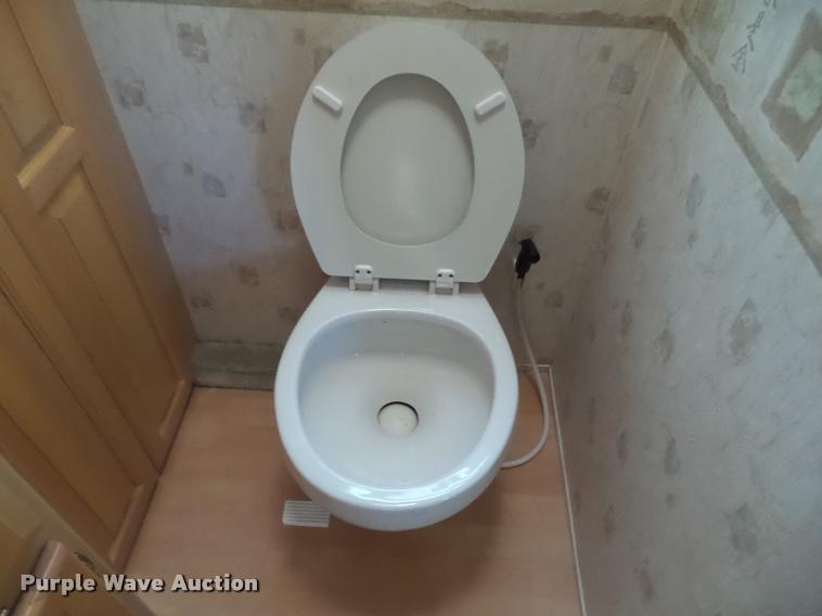 image for item L5597 2003 Newmar Kounty Star RV