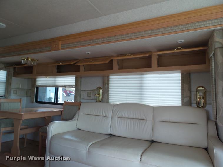 image for item L5597 2003 Newmar Kounty Star RV