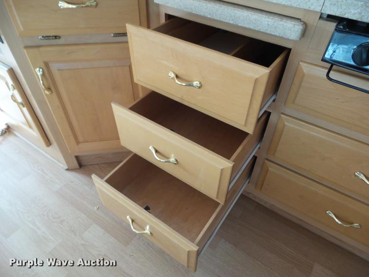 image for item L5597 2003 Newmar Kounty Star RV