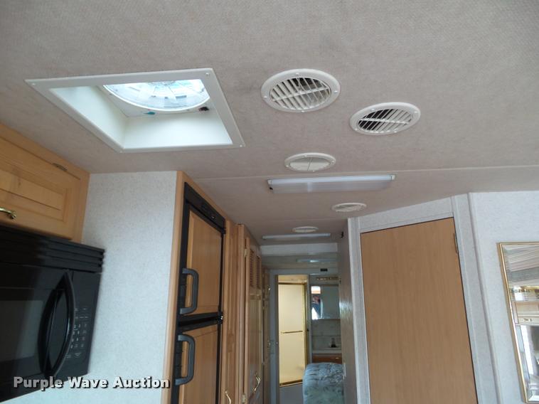 image for item L5597 2003 Newmar Kounty Star RV