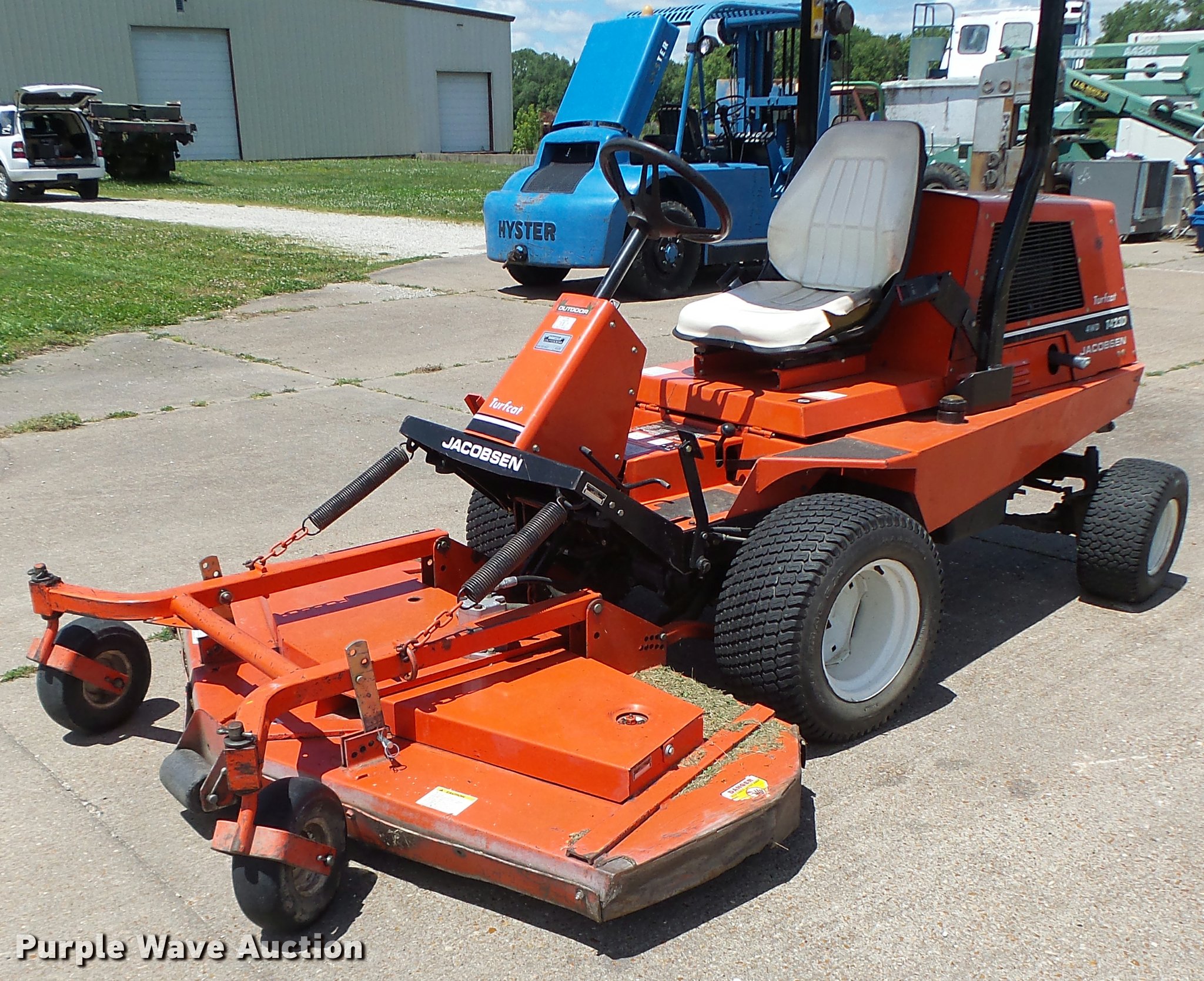 Jacobsen T423D Turfcat lawn mower in Chamois, MO Item DB1341 sold