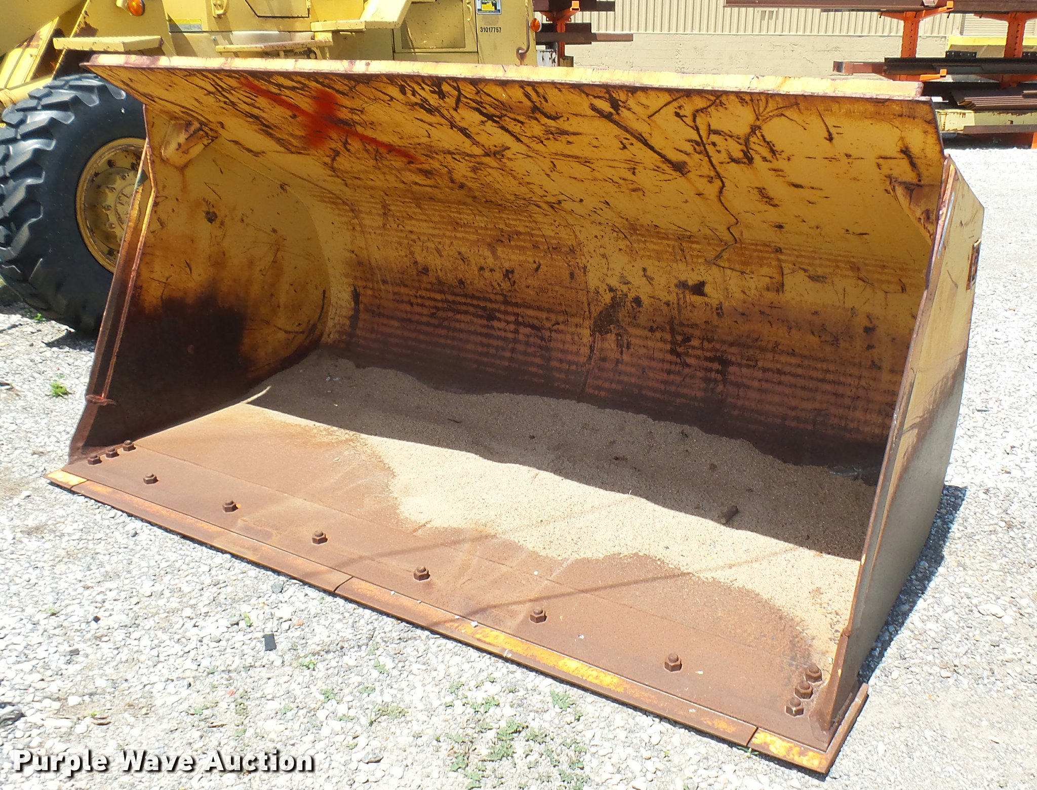 Balderson B265 loader bucket in Wichita, KS Item DO9585 sold Purple Wave