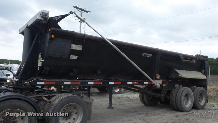 image for item BS9479 2001 Travis end dump trailer