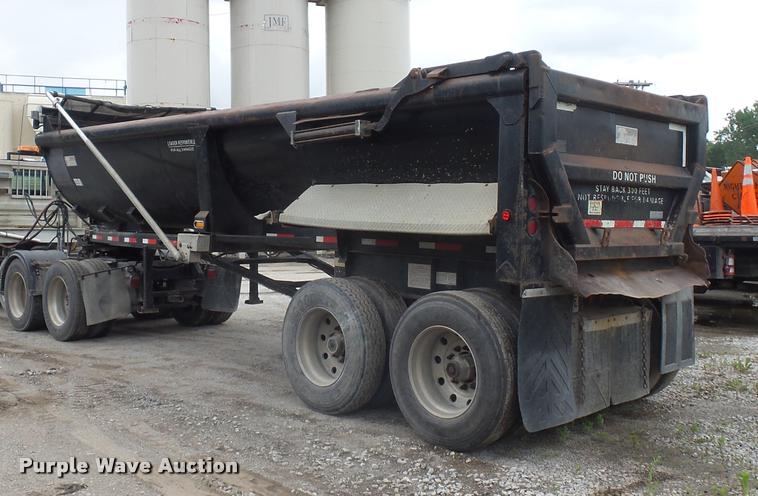 image for item BS9479 2001 Travis end dump trailer