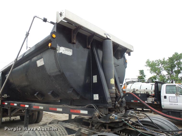 image for item BS9479 2001 Travis end dump trailer