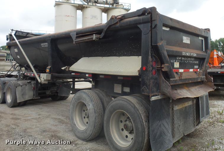 image for item BS9479 2001 Travis end dump trailer