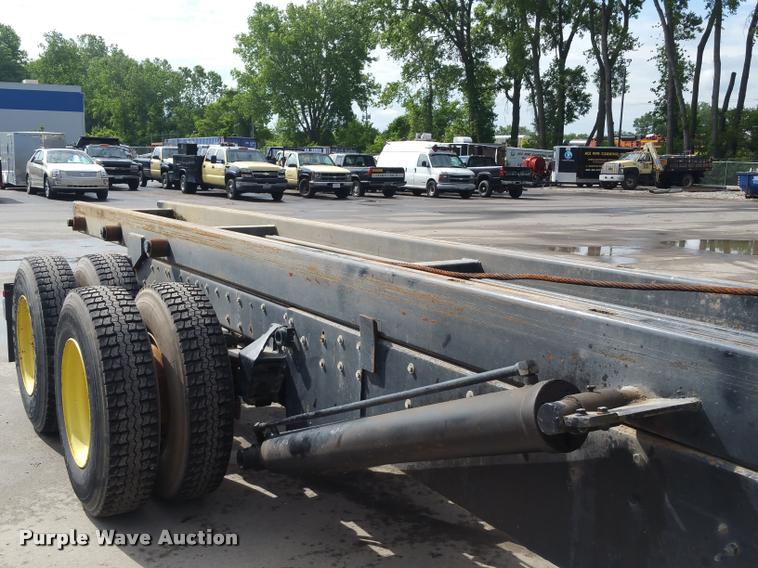 image for item BS9485 1994 Freightliner FLB High roll off container truck