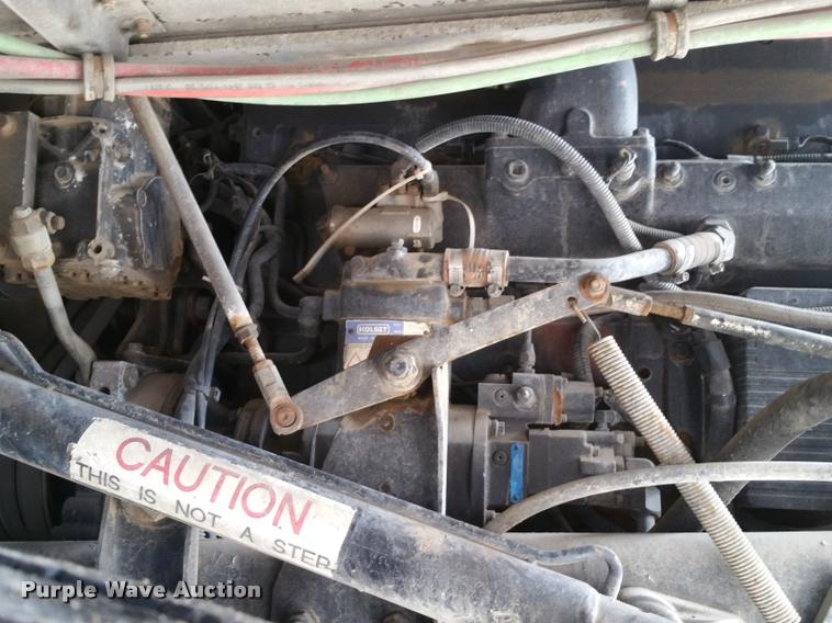 image for item BS9485 1994 Freightliner FLB High roll off container truck