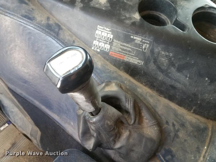 image for item BS9485 1994 Freightliner FLB High roll off container truck