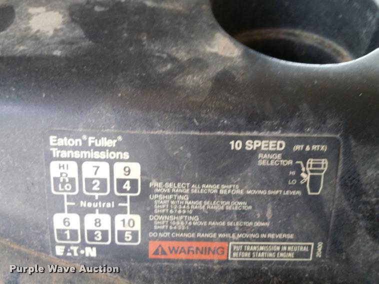 image for item BS9485 1994 Freightliner FLB High roll off container truck