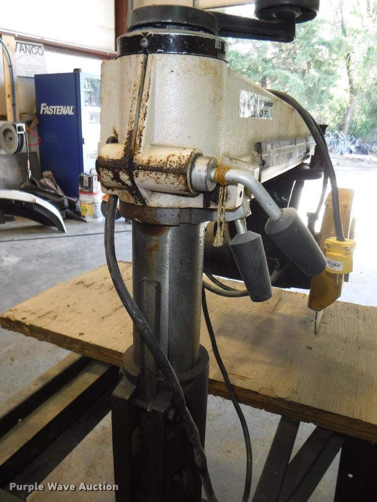 image for item CA9553 DeWalt/Powershop radial arm saw