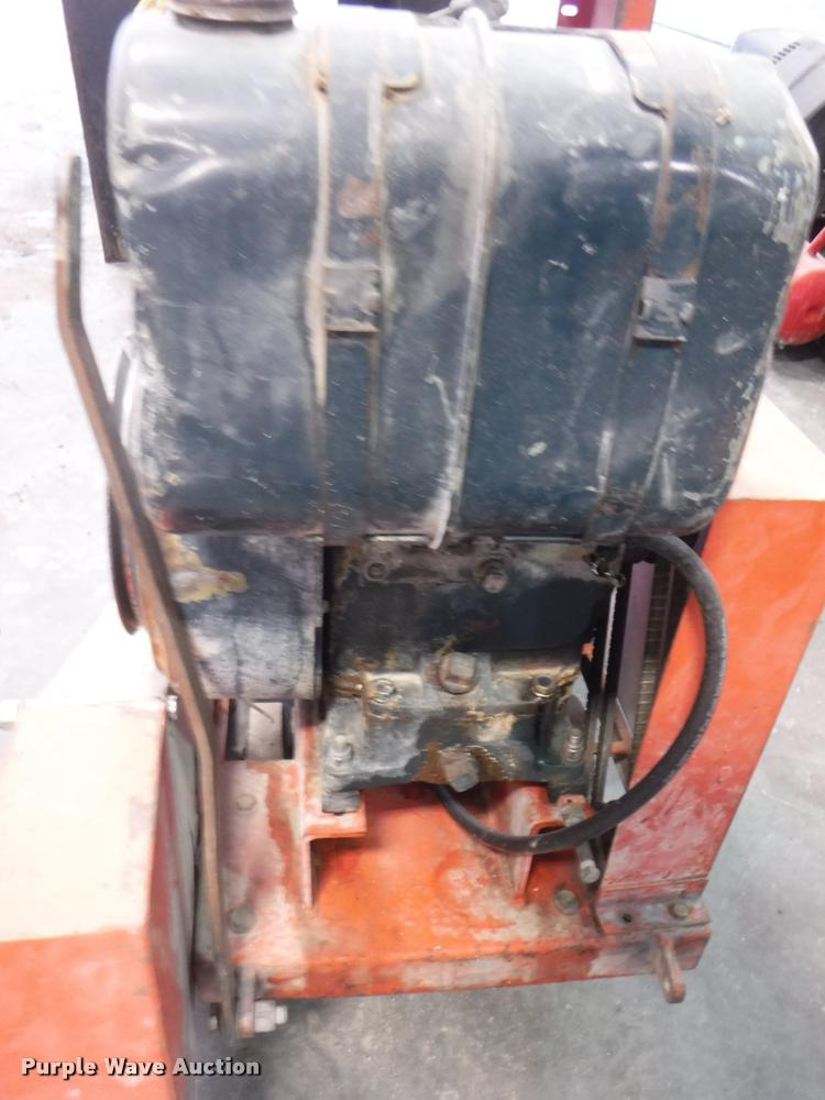 image for item CA9556 Clipper concrete saw