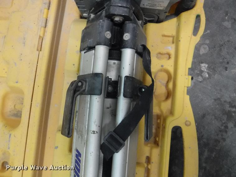 image for item CA9560 Spectra Precision laser