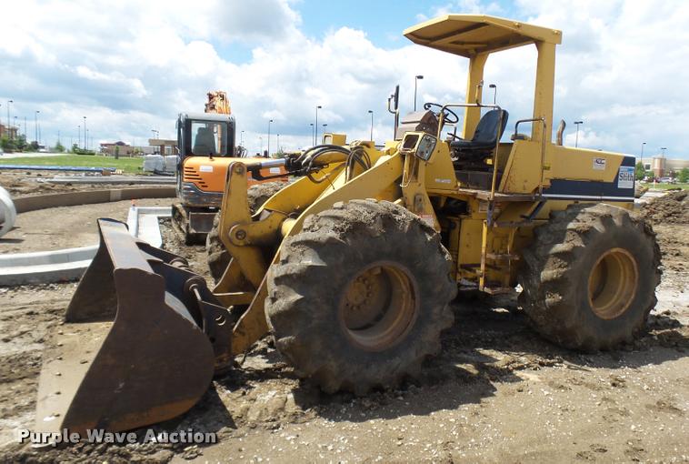 image for item CC9187 1996 Komatsu WA180 wheel loader