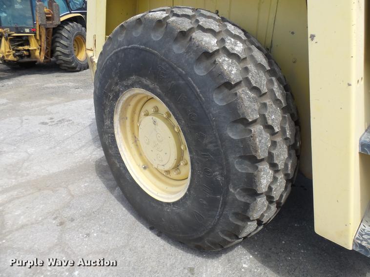 image for item CC9188 Bomag BW213 DH-2 single drum vibratory roller