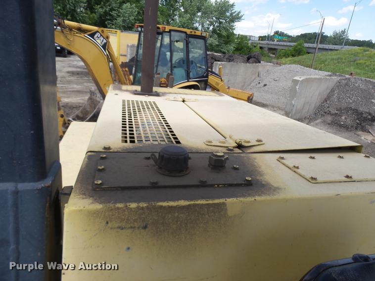 image for item CC9188 Bomag BW213 DH-2 single drum vibratory roller