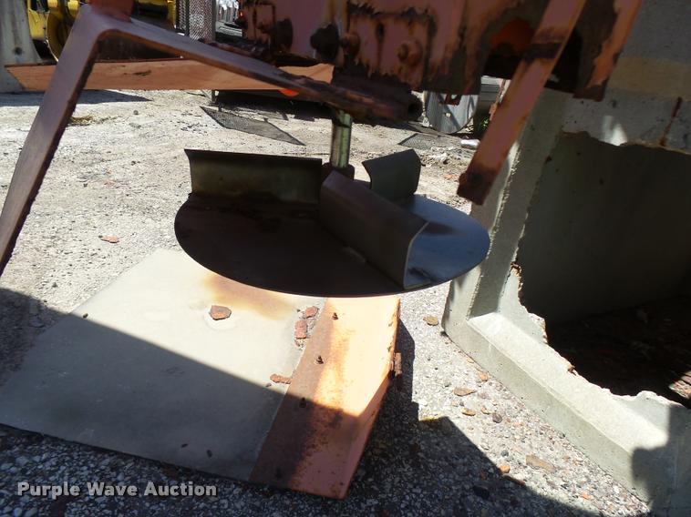 image for item CC9189 Henderson FSP-10 spreader