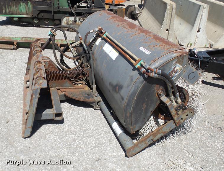 image for item CC9191 FFC LAF2837-0022 skid steer broom