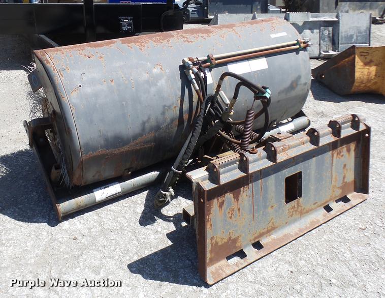 image for item CC9191 FFC LAF2837-0022 skid steer broom