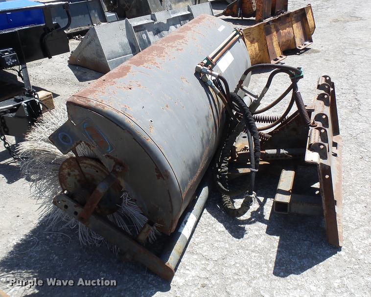 image for item CC9191 FFC LAF2837-0022 skid steer broom