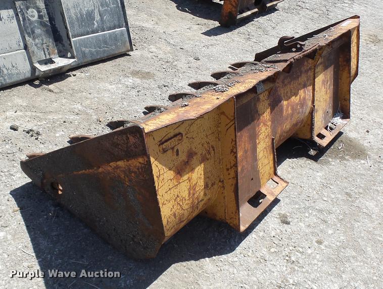 image for item CC9192 Case skid steer bucket