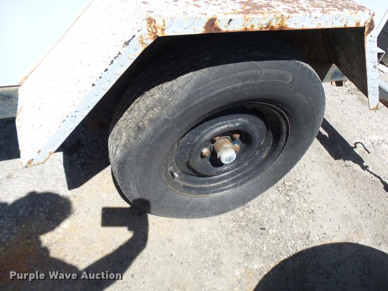 image for item CC9196 Coleman MH400RDKH light plant