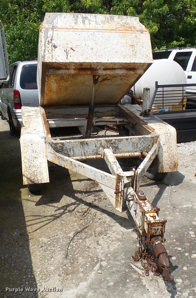 image for item CC9201 Cementeck concrete dispenser tilt trailer