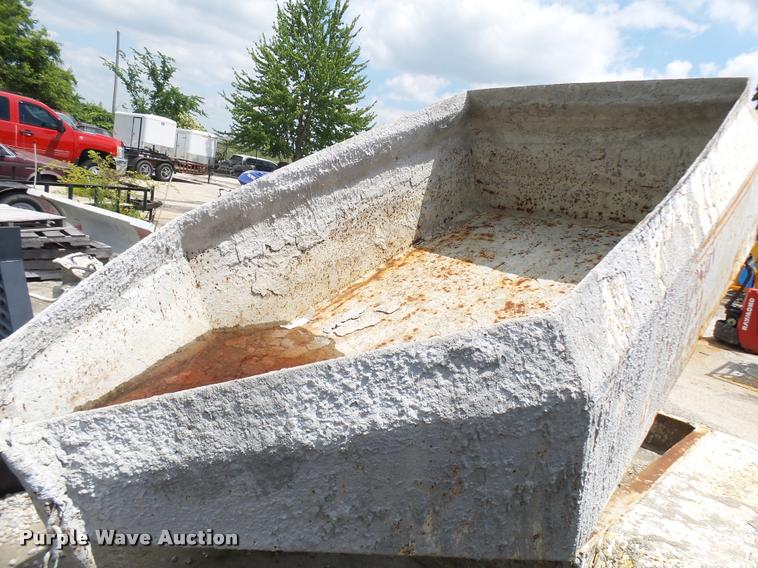 image for item CC9201 Cementeck concrete dispenser tilt trailer