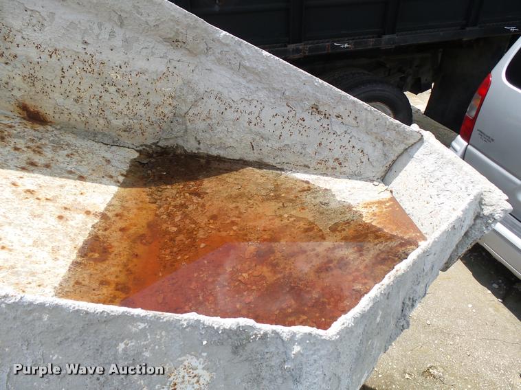 image for item CC9201 Cementeck concrete dispenser tilt trailer