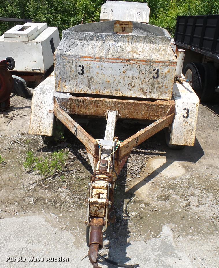 image for item CC9204 Cementeck concrete dispenser tilt trailer