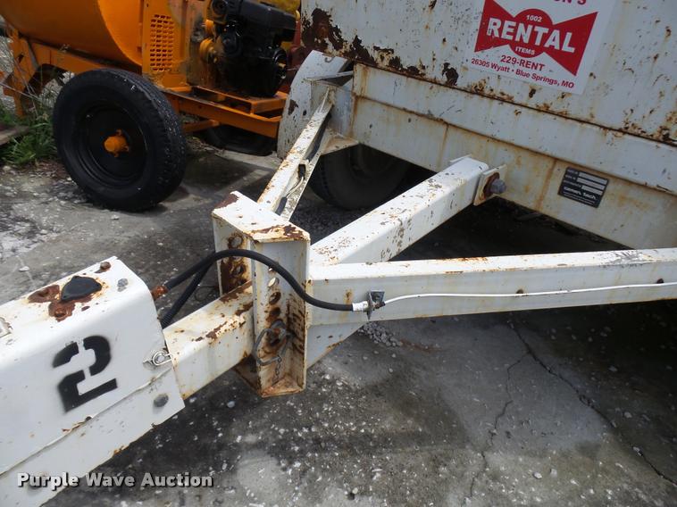 image for item CC9209 2008 Cementeck STD concrete dispenser tilt trailer