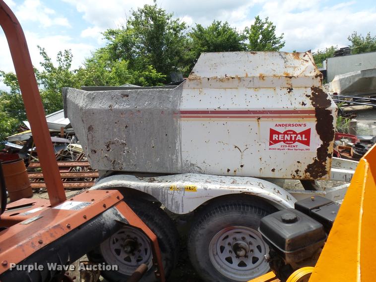 image for item CC9209 2008 Cementeck STD concrete dispenser tilt trailer