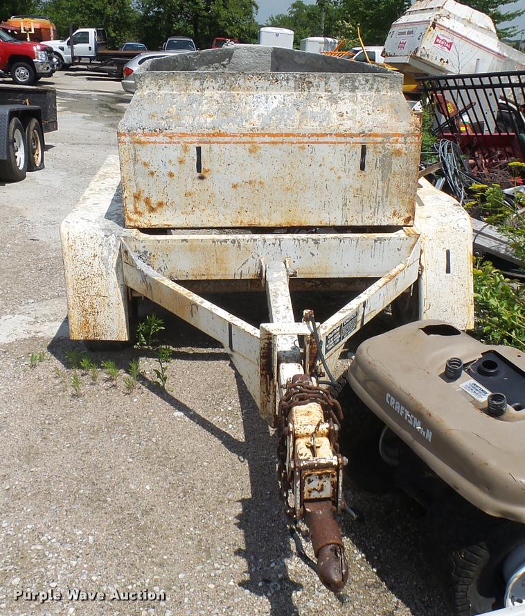 image for item CC9210 Cementeck concrete dispenser tilt trailer