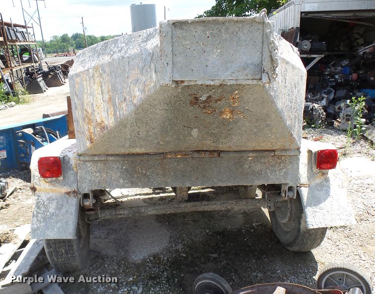 image for item CC9211 Cementeck concrete dispenser tilt trailer