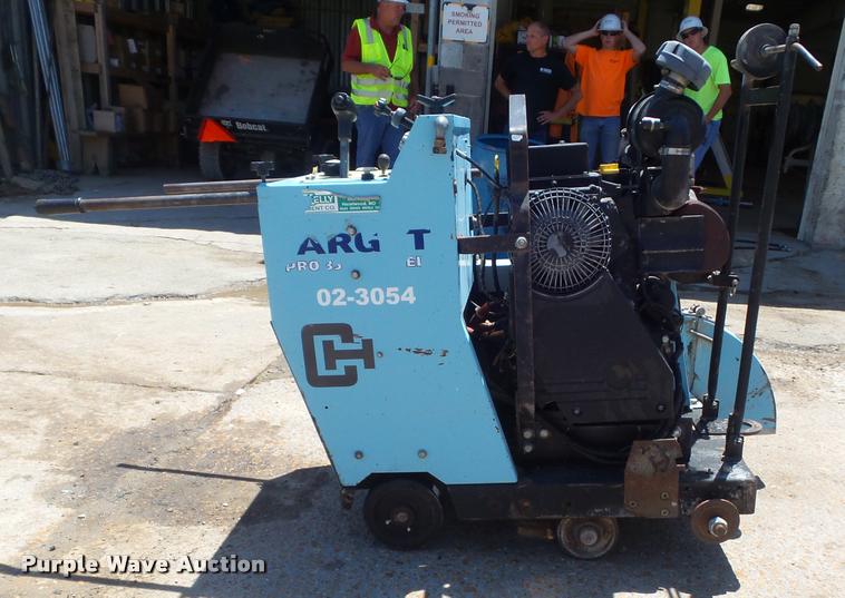 image for item CC9574 Target Pro 35 III concrete saw