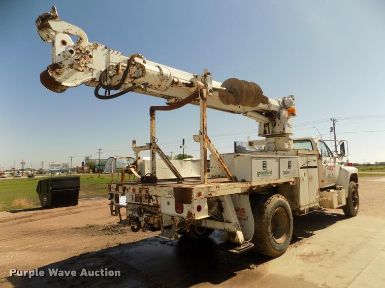 image for item DA0706 1992 Ford F800 digger derrick truck