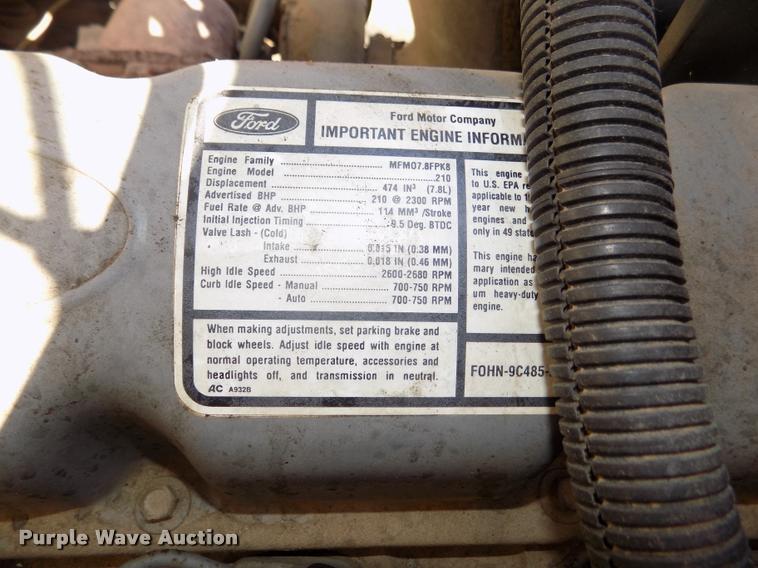 image for item DA0706 1992 Ford F800 digger derrick truck