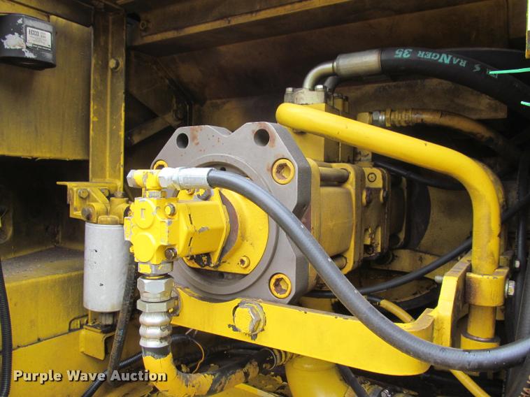 image for item DA1010 1997 Kobelco SK300LC excavator