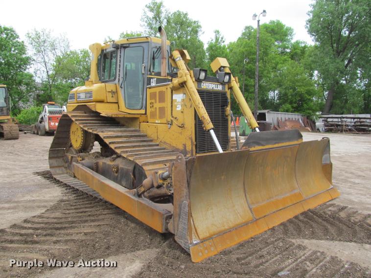 image for item DA1011 1998 Caterpillar D6R LGP dozer