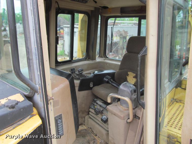 image for item DA1011 1998 Caterpillar D6R LGP dozer