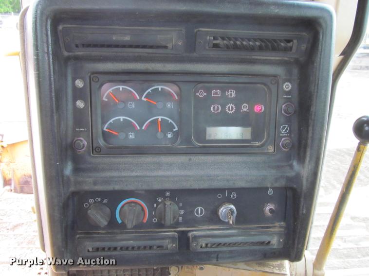 image for item DA1011 1998 Caterpillar D6R LGP dozer