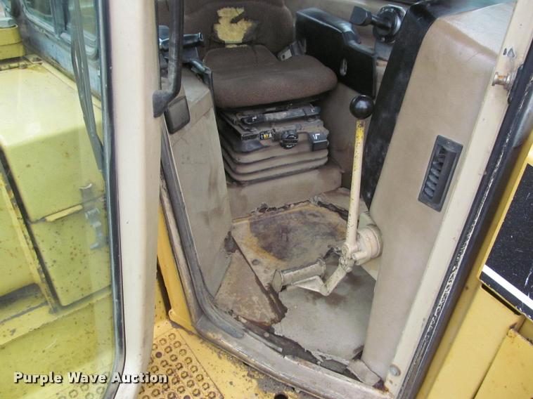 image for item DA1011 1998 Caterpillar D6R LGP dozer