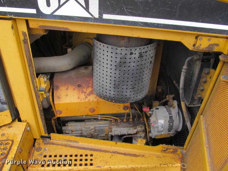 image for item DA1011 1998 Caterpillar D6R LGP dozer