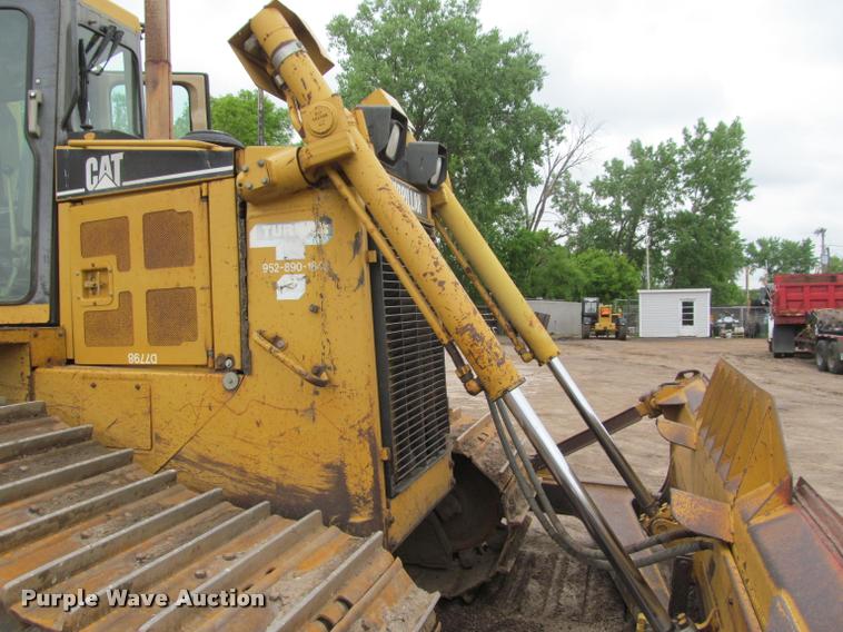 image for item DA1011 1998 Caterpillar D6R LGP dozer