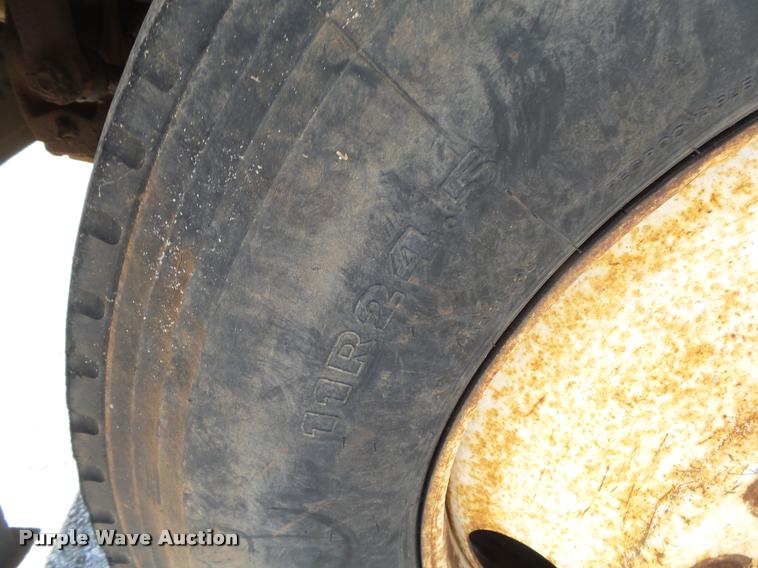 image for item DA2688 1988 International F8300 dump truck